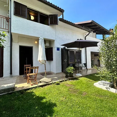 Cocolo Guest house